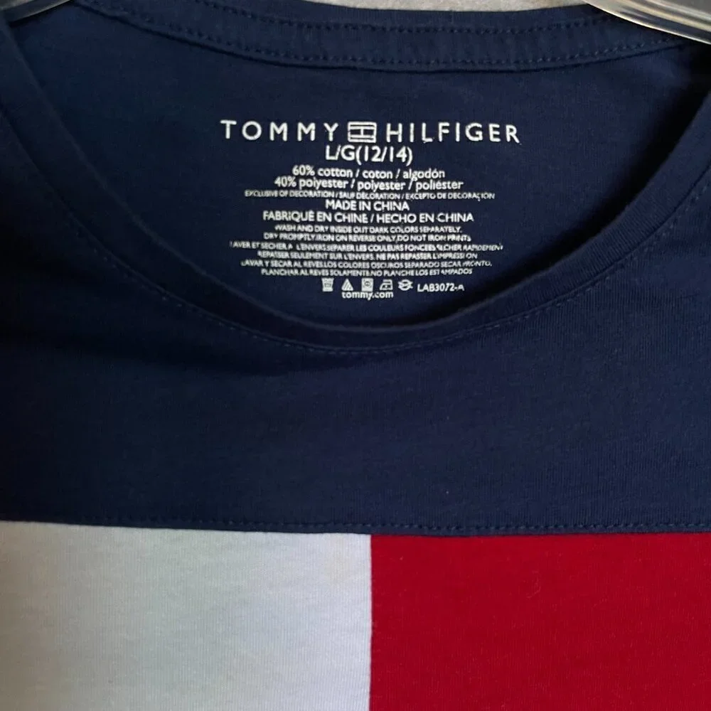 Tommy Hilfiger Tee Shirt Size 12/14 - Picture 3 of 6